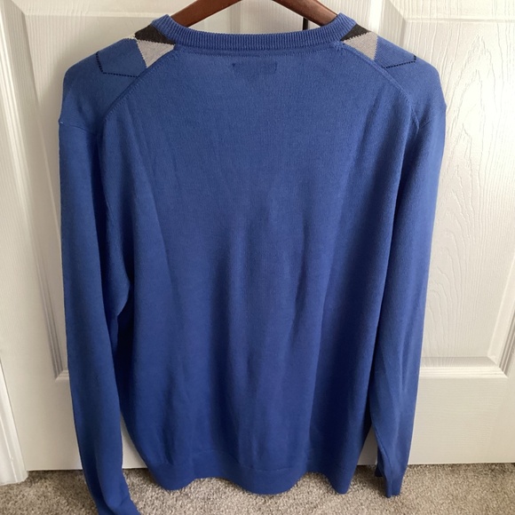 Men’s Club Room Blue, White, Black Argyle V Neck Sweater Size XL - Picture 3 of 6